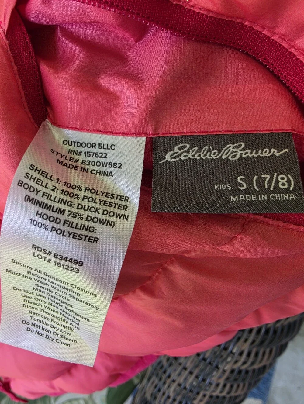 Eddie Bauer Girls Small 7/8 Pink Ombre Reversible Hooded Down Jacket